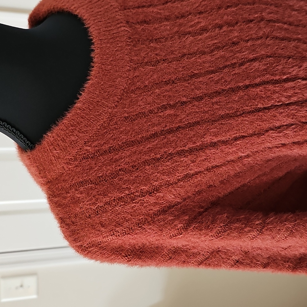 Sweater - Picture 7 of 16